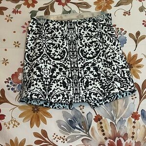 White House Black Market 0 Abstract Preppy Casual Summer Fall City Skort